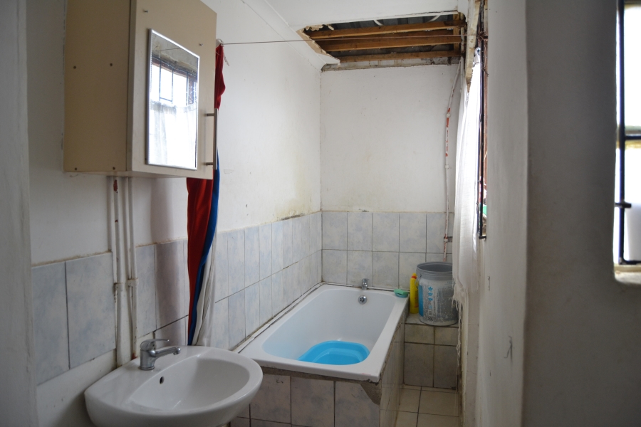 2 Bedroom Property for Sale in Gustrouw Western Cape